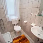 Frata Dvor