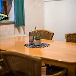 Frata 3* Dvor