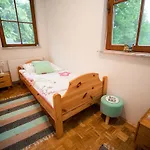 Frata Dvor