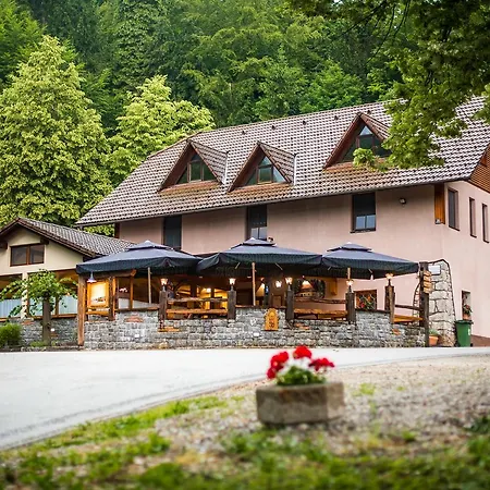 Pensjonat Frata *