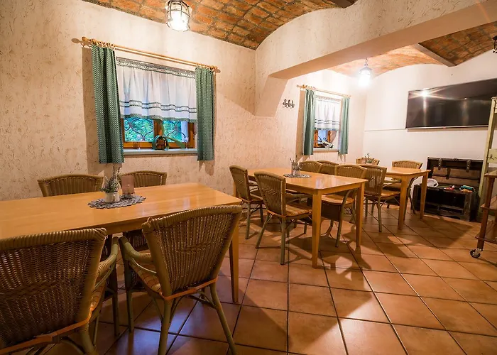 Hiša za goste Frata 3*